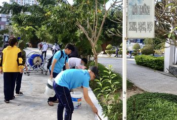 Chương trình Ngày thứ 7 tình nguyện 2021 của sinh viên trường Cao đẳng Du lịch Nha Trang