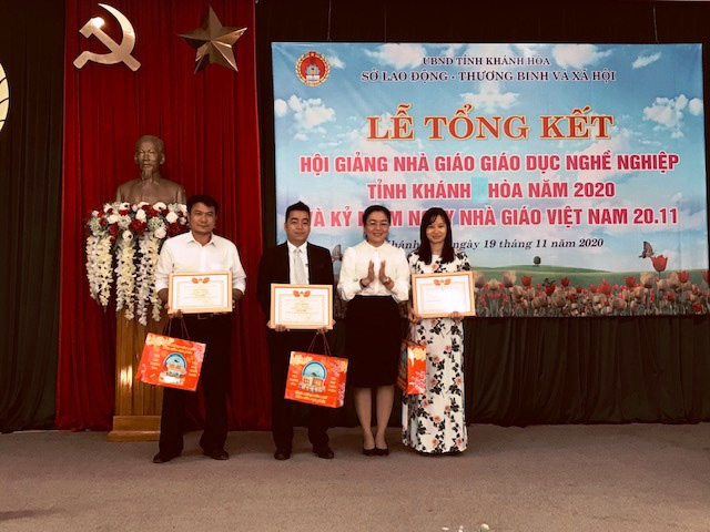 Trường Cao đẳng du lịch Nha Trang đạt giải nhất Hội giảng Nhà giáo giáo dục nghề nghiệp tỉnh Khánh Hòa năm 2020